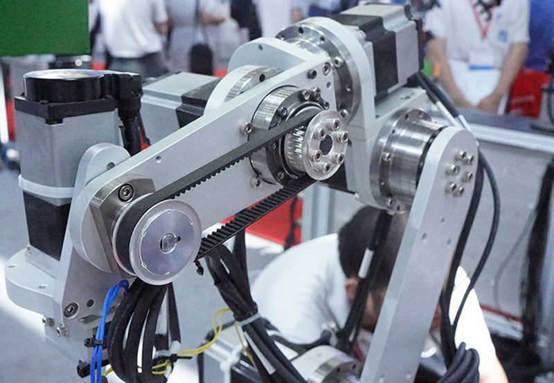 産業(yè)用ロボットにはどのような精密減速機が使用されていますか？